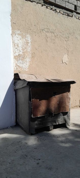 ДАРОМ 1 Большая и 3 средние Собачья Конура Собачьи Домики забирать все