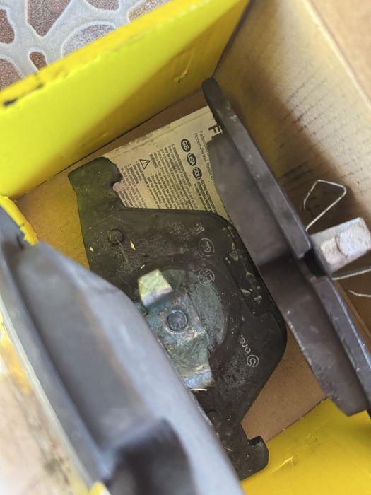 Placute frana fata Brembo BMW E90 E91 E92 Seria 1