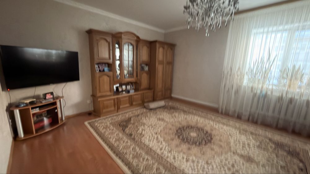 Продам 2х комн квартиру