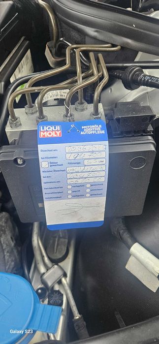 Mercedes c 200            .