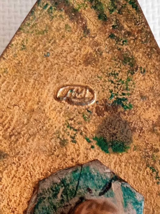 Значка Ромб Университет СССР, позлатен със син и бял емайл.