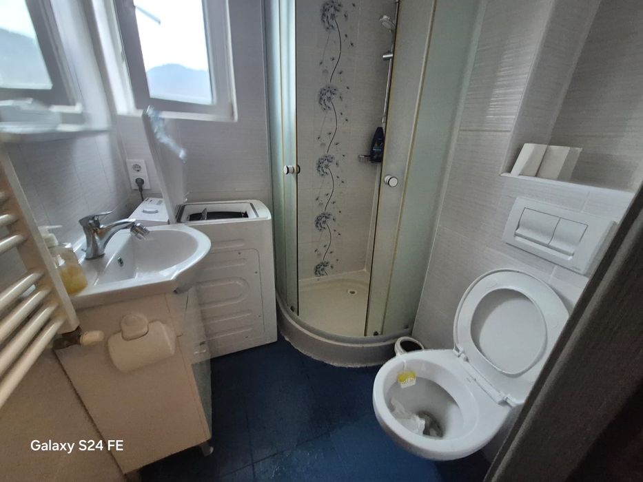 Se închiriază  garsoniera  regim hotelier