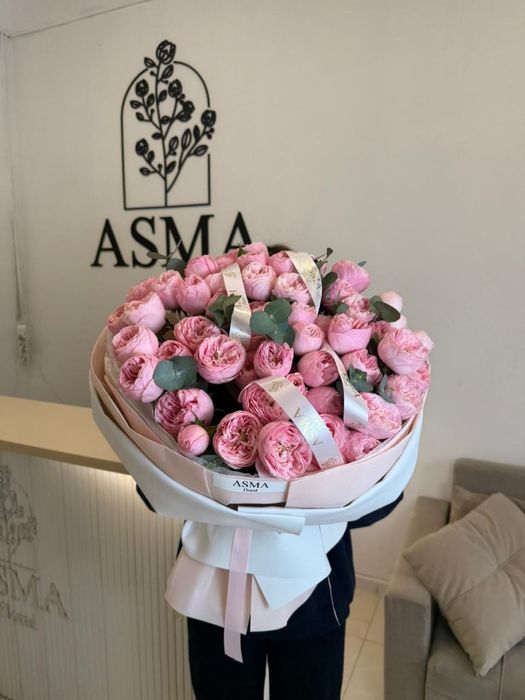 Пионовидный розы