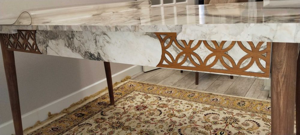 Продам стол со стульями