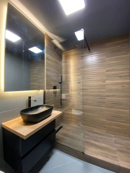 Inchiriez apartament 3 camere 64 mp cu o parcare