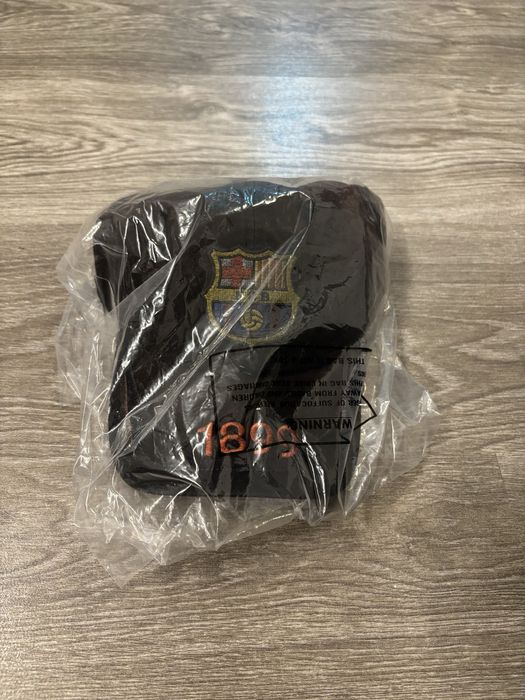 Șapcă Travis Scott x FC Barcelona 1899 – Ediție Limitată (Cactus Jack)