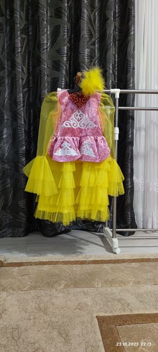 Детские костюмы/платья