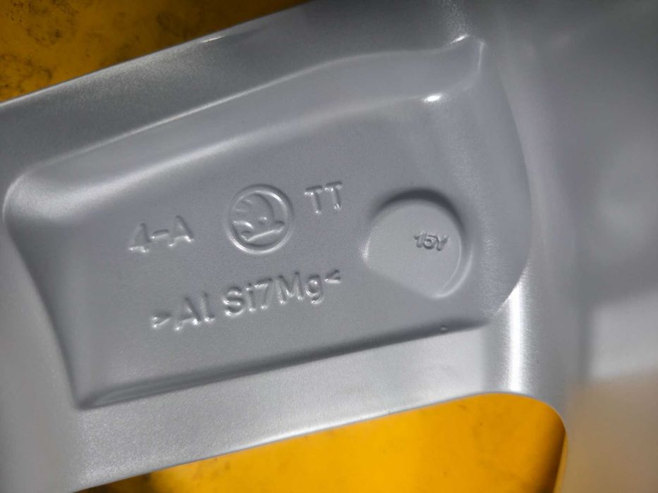 1 Janta Aliaj 5x112 17'' OEM Skoda Karoq 7J ET 45 NOUA COD 57A601025H