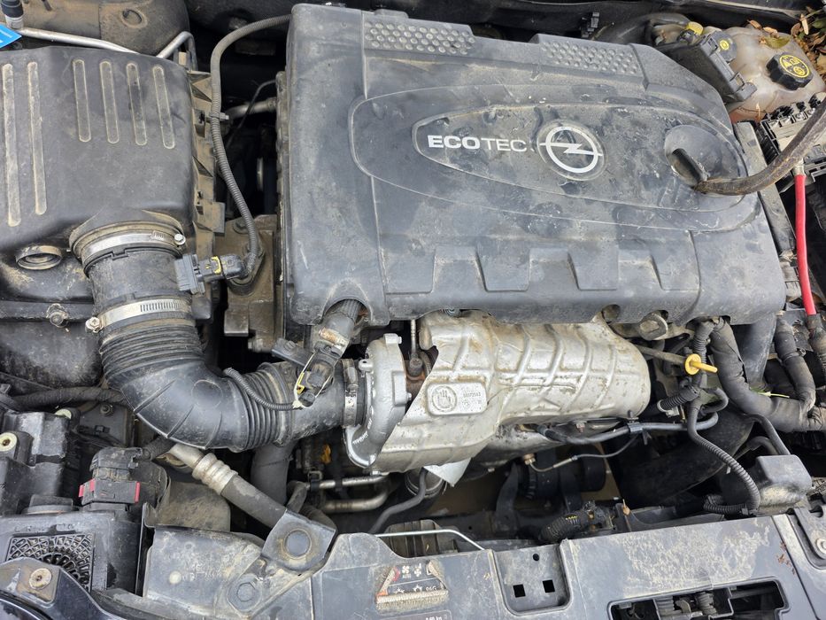 Dezmembrez Opel Insignia 2.0d