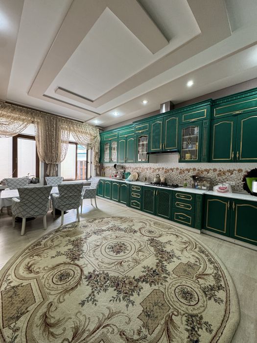 МедГородок 7.7 сот 8 хона Евроремонт 2 этаж 3 уровен ор: Урология