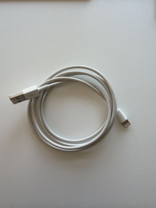 Apple Lightening to USB-A - 1m оригинален кабел