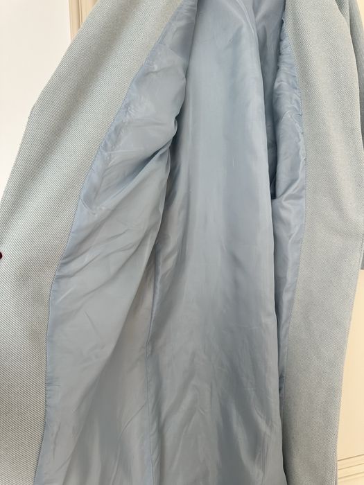 Продам осенние пальто