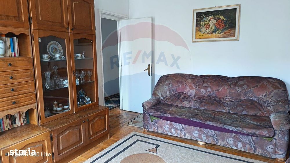 3 camere | 61 mp | Vizavi de Gara de Nord | Etaj 4 | Vedere liberă