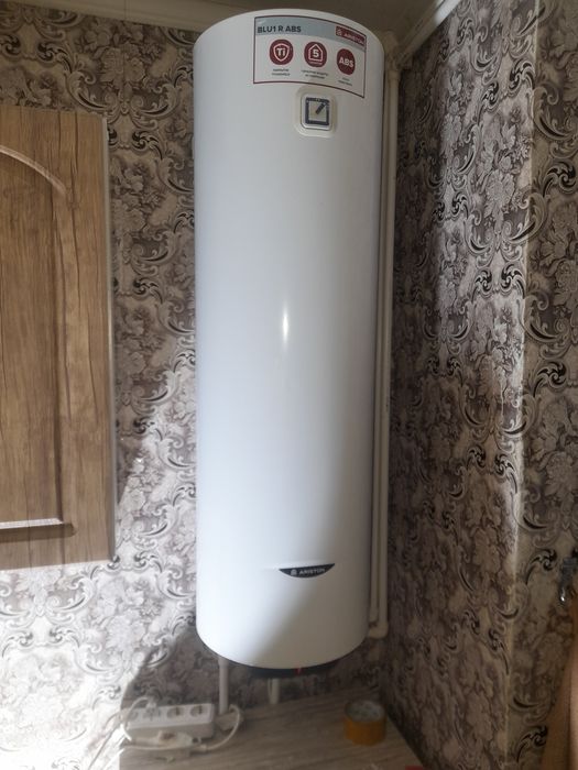 Продам водонагреватель