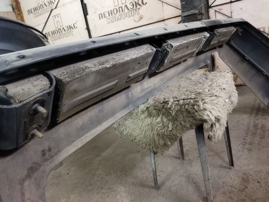 Бампер на задней 124 Ешка