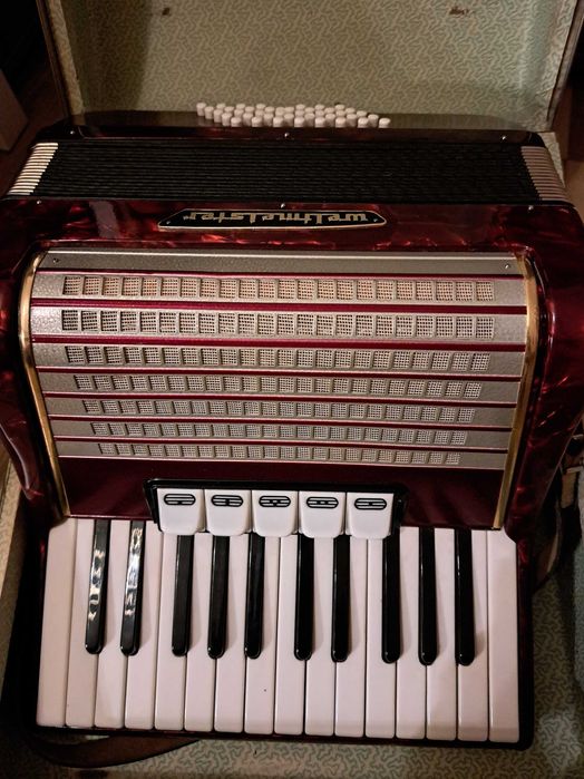 Акордеон Weltmeister