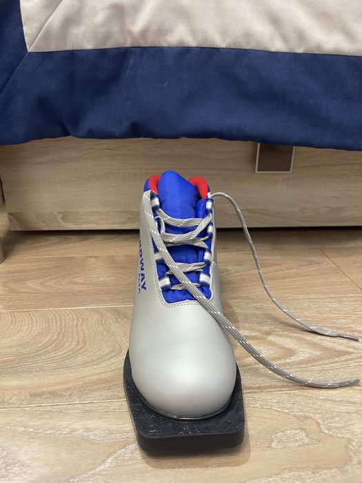 Nordway лыжные ботинки