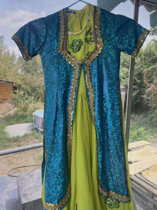 Продам  национальные костюмы