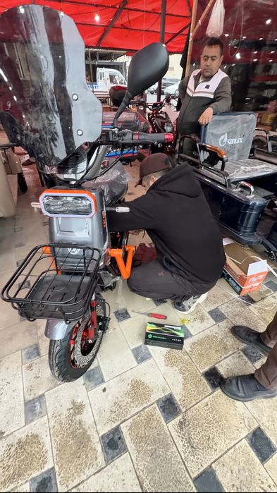 Bonvi elektrik scooter