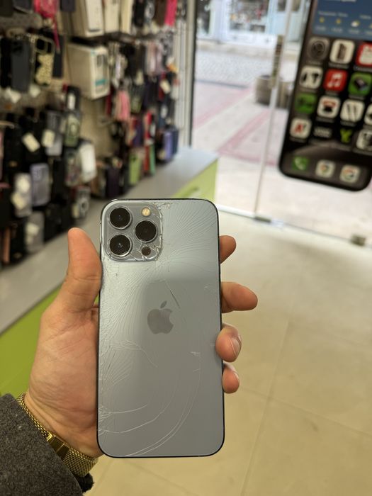 Iphone 13 pro max Sierra blue 128GB  със спукан панел