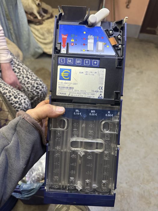 Restiera, cititor bancnote jetoniera RM5 . Sist stik