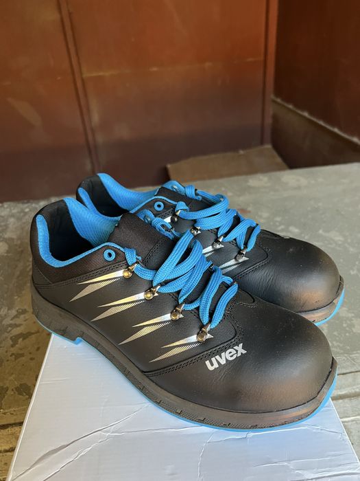 Vand pantofi protectie Uvex marimea 44