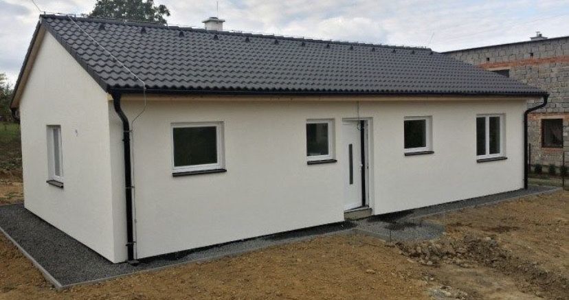 Vand case modulare la cheie