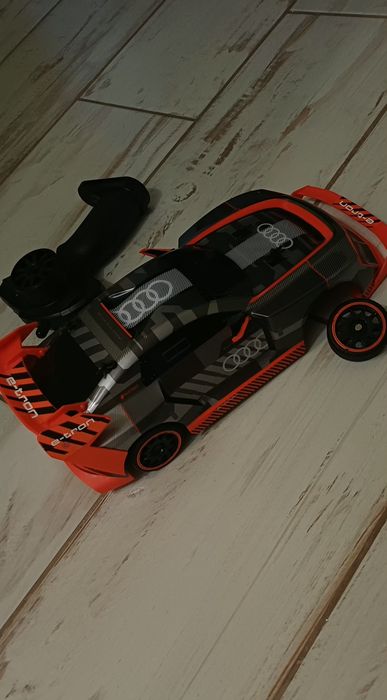 Rc количка със дистанционно оправление