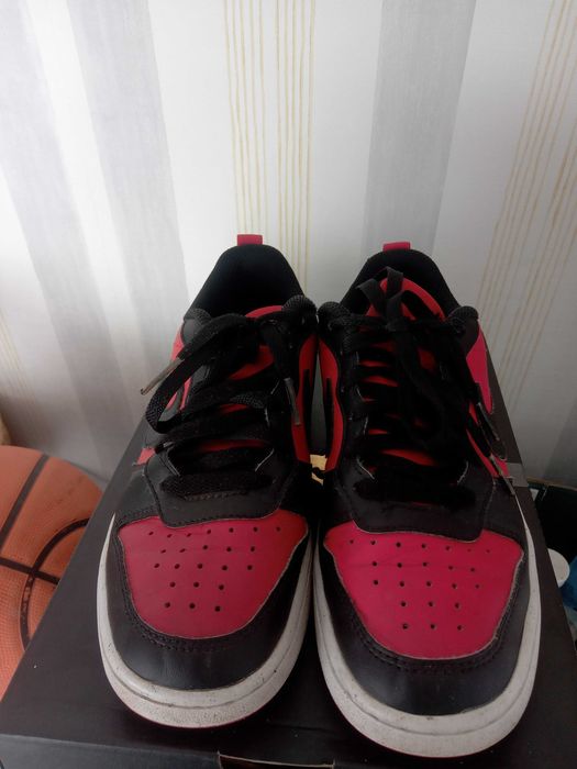 Nike Pantofi Sport Court Borough Low Recraft