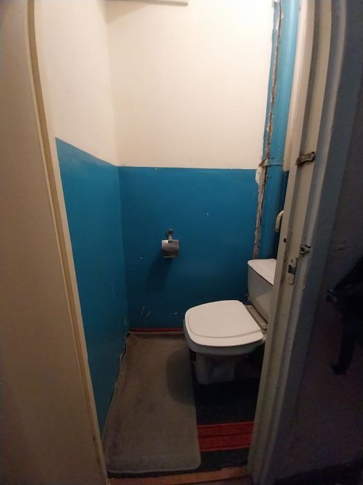 Sotiladi 10 mikro rayon arinter 26 konechka