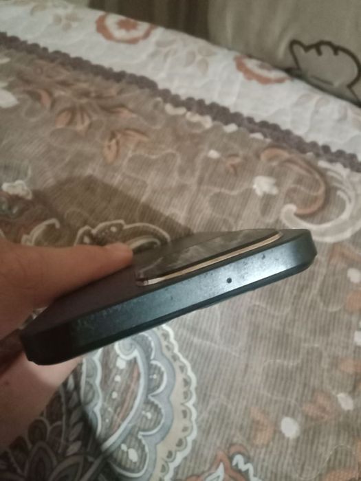 Обменяю Honor x6b