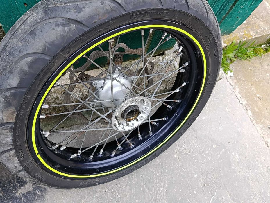 Roti supermoto Suzuki drz 400