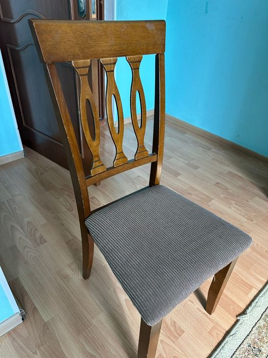 Стулья для гостинной