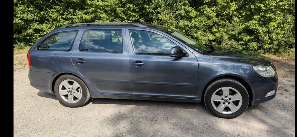 SKODA Octavia 2011 — imagine 3