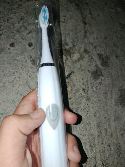 Электрическая щётка все по 50 тысяч