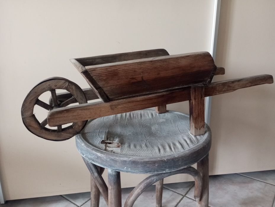 Декоративна дървена каручка  70см