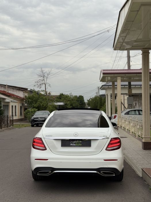Mercedes Benz W213