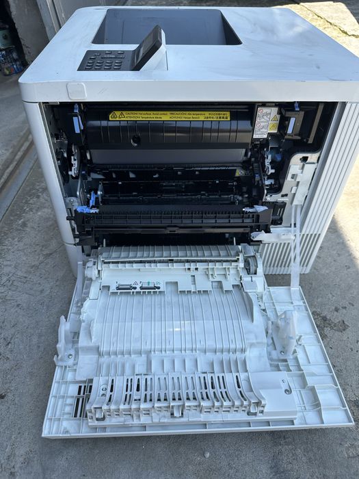 Принтер hp color laser jet enterprise M553