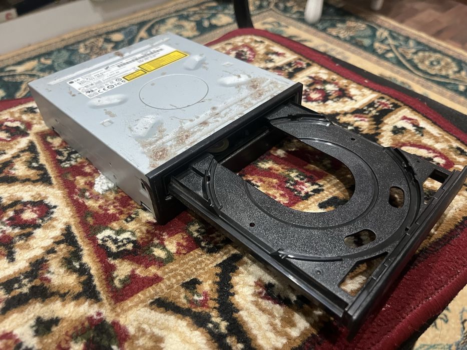 продам dvd lg для пк работает