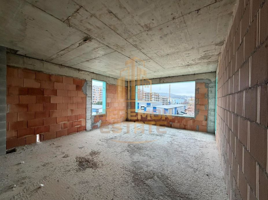 3-стаен в Варна-Кайсиева градина площ 84 цена 119900