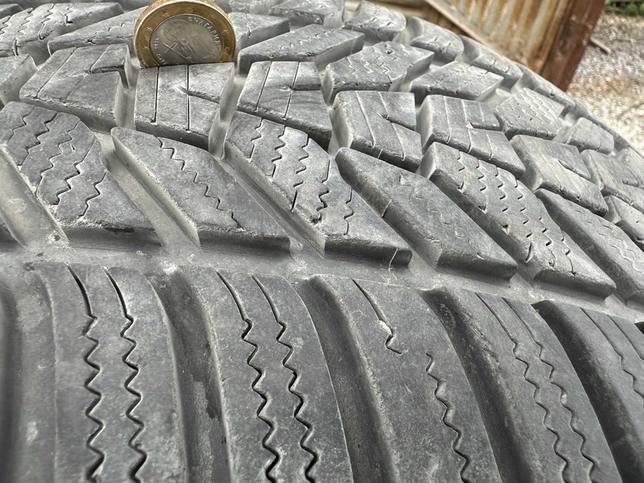 235/55 R19 105V XL Hankook Winter i*cept evo3 4бр гуми за SUV Volvo XC60, Kia Sorento, Hyundai Santa Fe, Audi Q5 и др