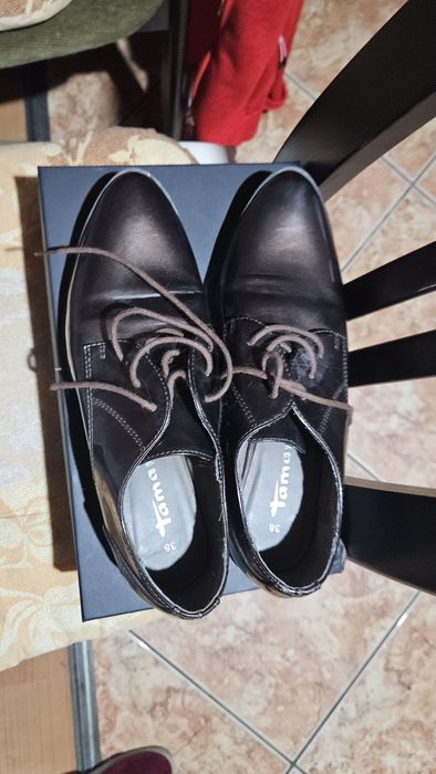 Pantofi dama casual piele lăcuită culoarea anului