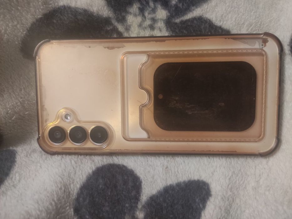 Продам телефон срочно.