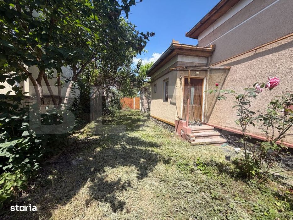 Proprietate de vanzare, 100 mp, 2 fronturi stradale, teren 622 mp, zon