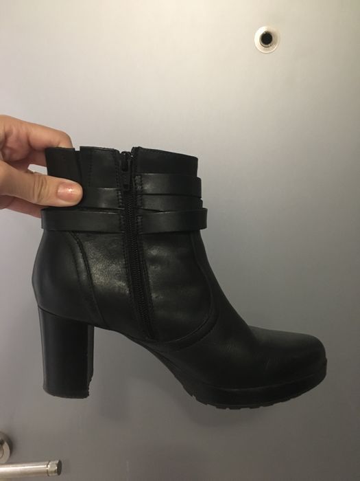 Супер запазени боти естествена кожа