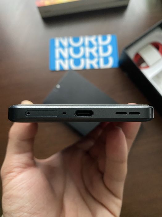 Vând urgent sau schimb Oneplus Nord 3