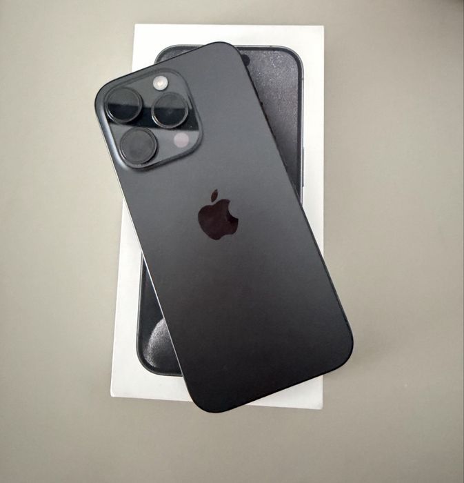iPhone 15 PRO / Battery 95% / Accept Schimb