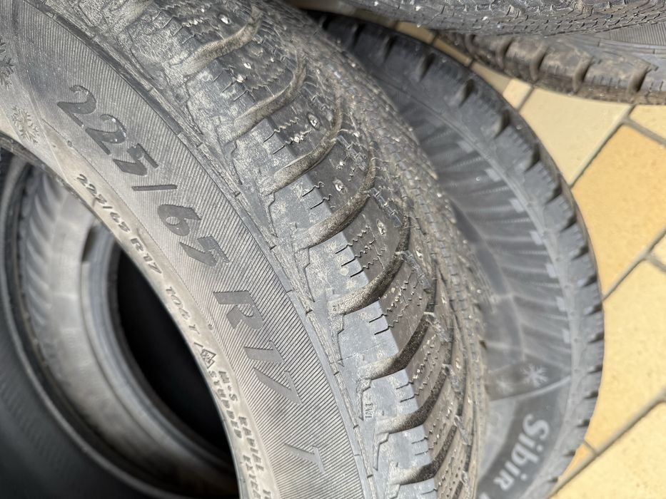 Продам шины 225/65/R17
