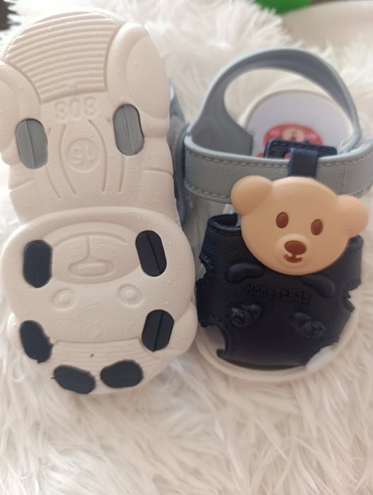 Бебешки сандали за момче