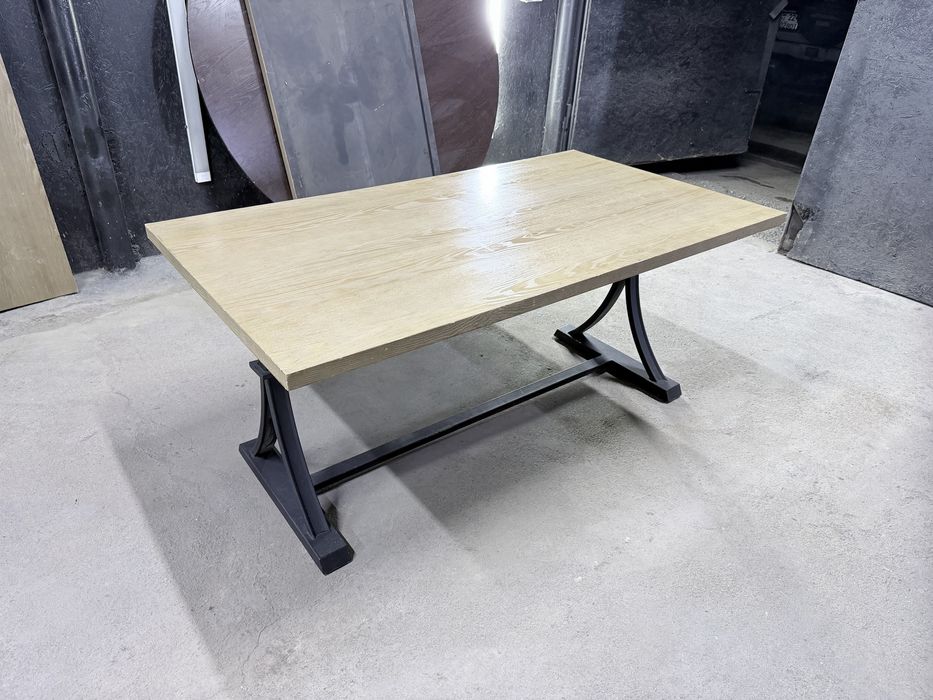 Столы для кафе иди дома